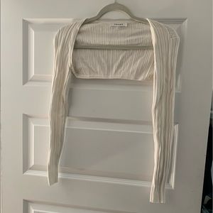 Frame y2k white shrug